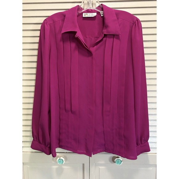 La Blouse Tops - La Blouse Chiffon Pleated Long Sleeve Button Up Blouse Size 12 Cuff Darted Back